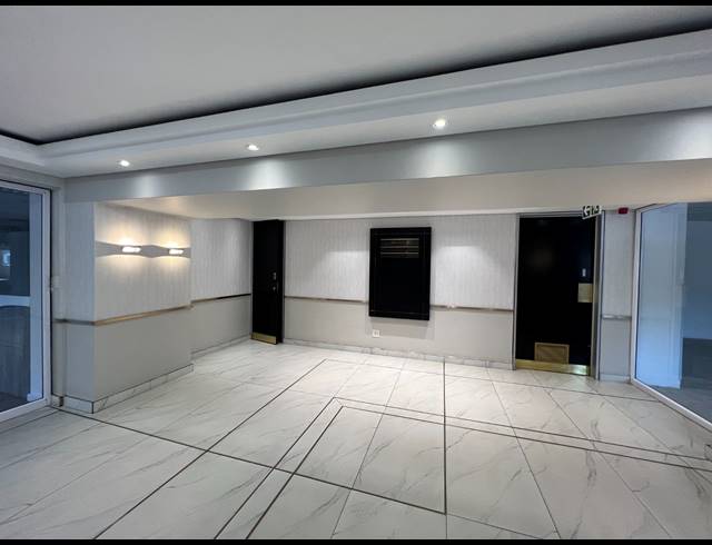 740M² OFFICE TO LET IN ROSEBANK